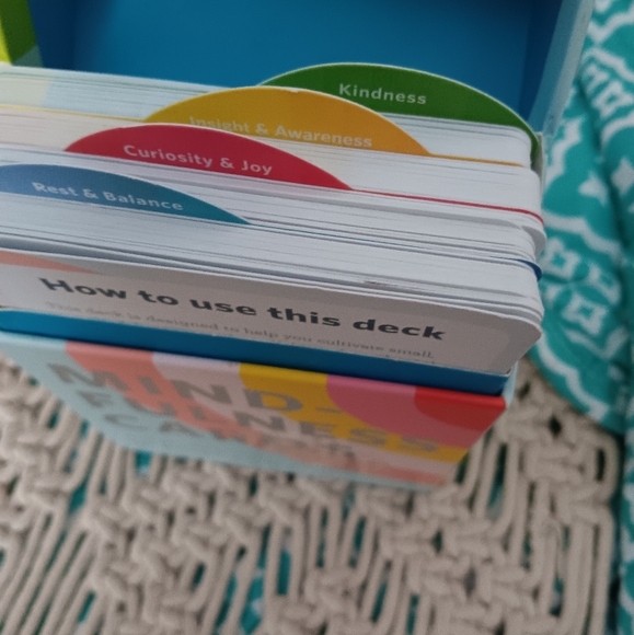 Rohan Gunatillake~Mindfulness Cards Simple Practices For Everyday Life NWOT - Picture 4 of 8